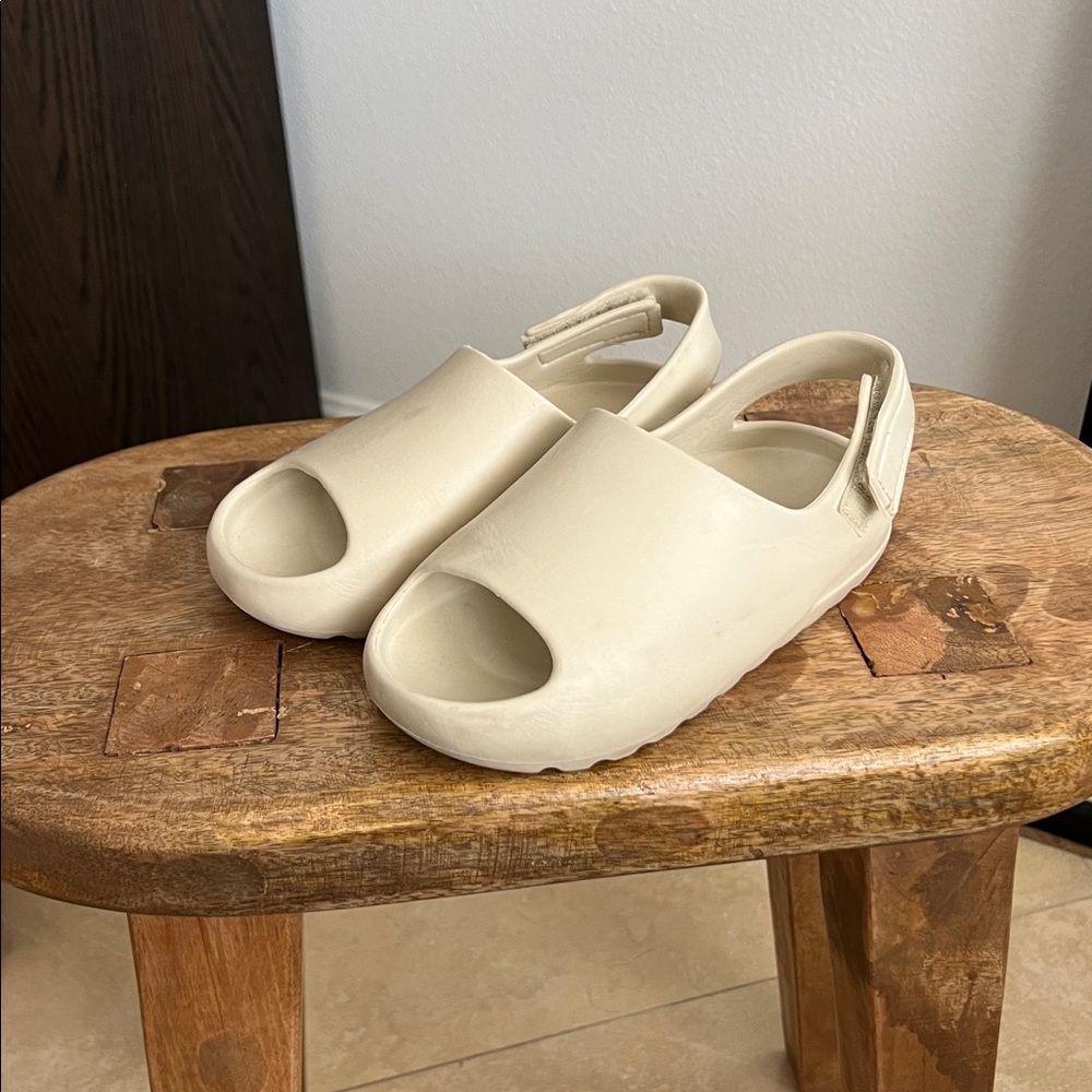 Kids Cream Slide Sandals